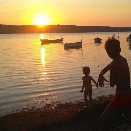 In Laguna ...tra Sacro E Profano بيت للعطل Marceddi