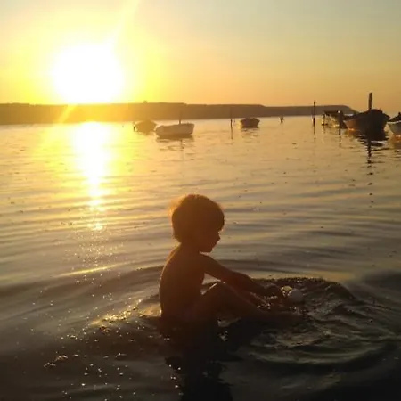 In Laguna ...tra Sacro E Profano بيت للعطل