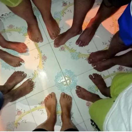 In Laguna ...tra Sacro E Profano